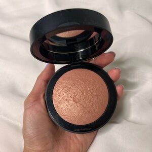 Em Cosmetics Heaven’s Glow Blush